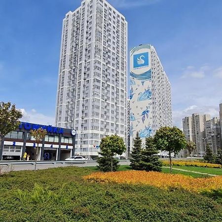Apartments Swan Lake Kiev Dış mekan fotoğraf